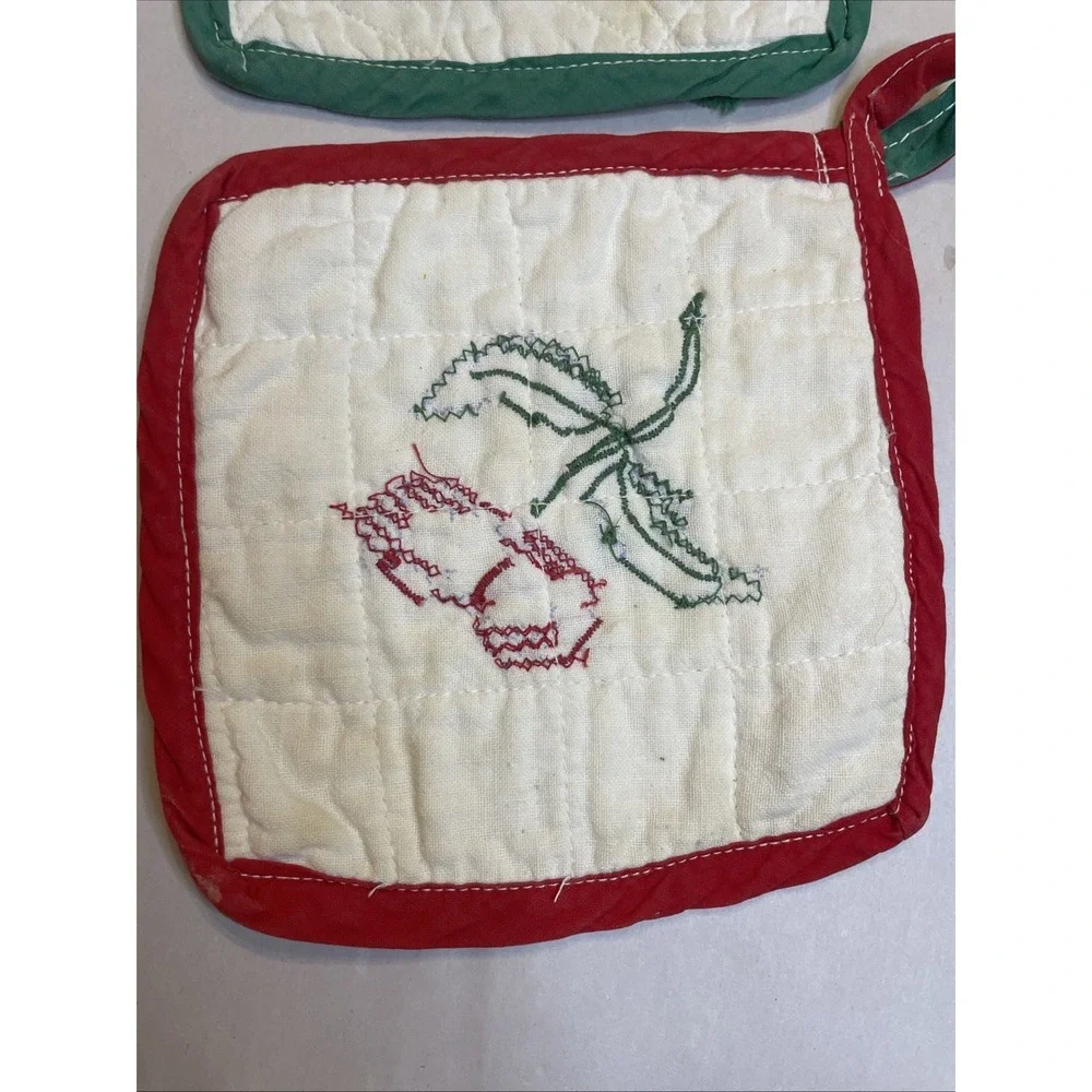 Pair of Sweet Matching Oven Pads Heat Bluebirds Red Yellow Flower Hang‎ Hanging
